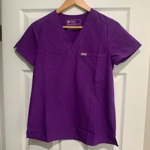 FIGS XS Catarina Scrub top